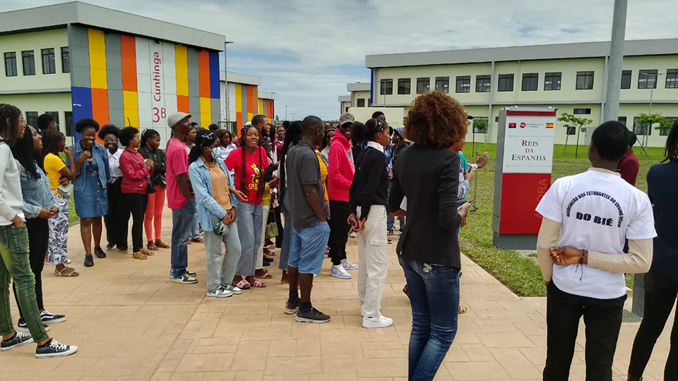 UNIC recebe estudantes do Ensino Médio do Bié