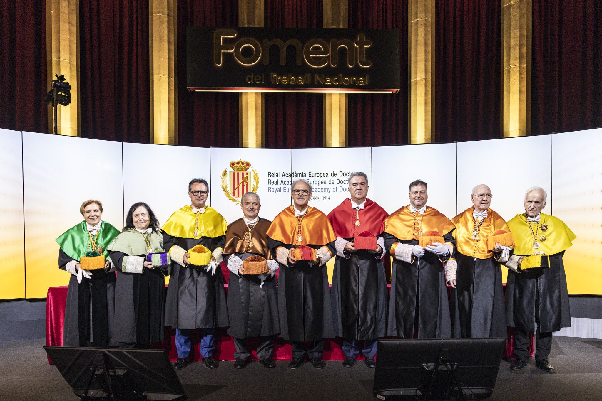 Real Academia de doctores, ingreso Santos Gracia Villar122