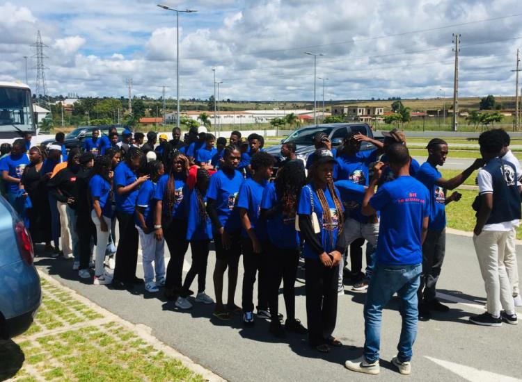visita dos alunos da Escola Nar-Five