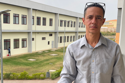 Professor Leonel