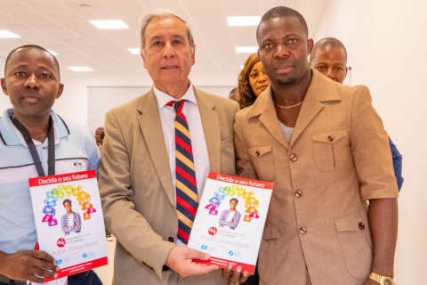 Visita de MOvimento Angola Real